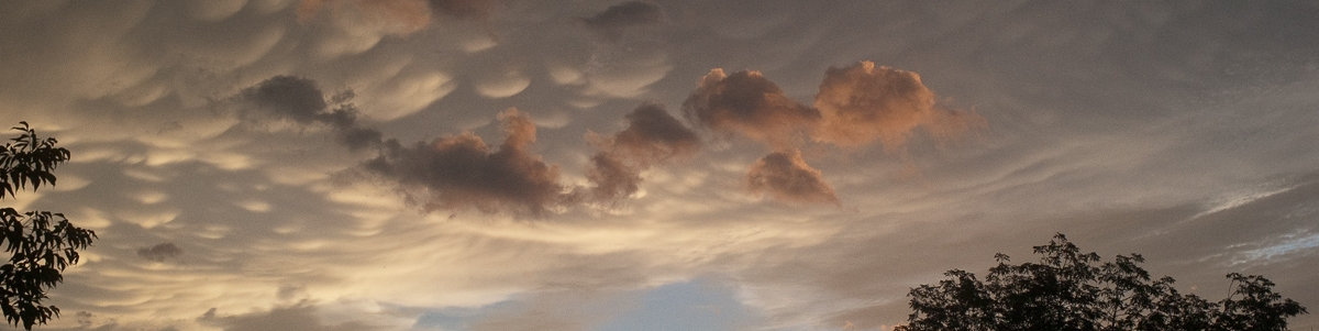 mamatus clouds by evening