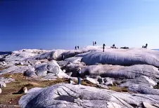 visitors-climbing-on-rocks