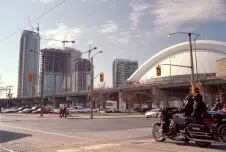 under-construction-in-Toronto