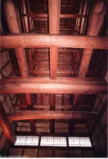 huge-beams-and-rafters