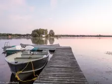boats-tied-up-at-dawn