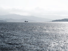 ship-in-fukuoka-bay