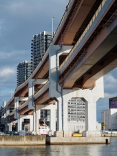 Kobe-sea-side-elevated-higway