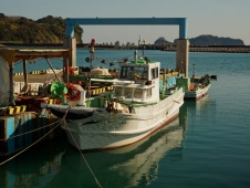 fishing-boat-tied-up-at-new-year