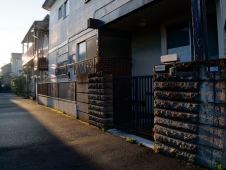 ricky-house-at-dawn
