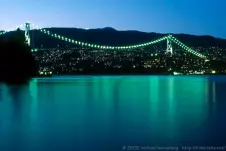 lions-gate-bridge-after-sunset