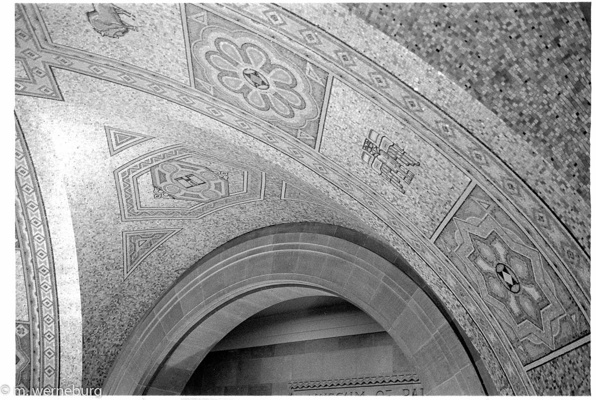 old entrance to the royal ontario museum
