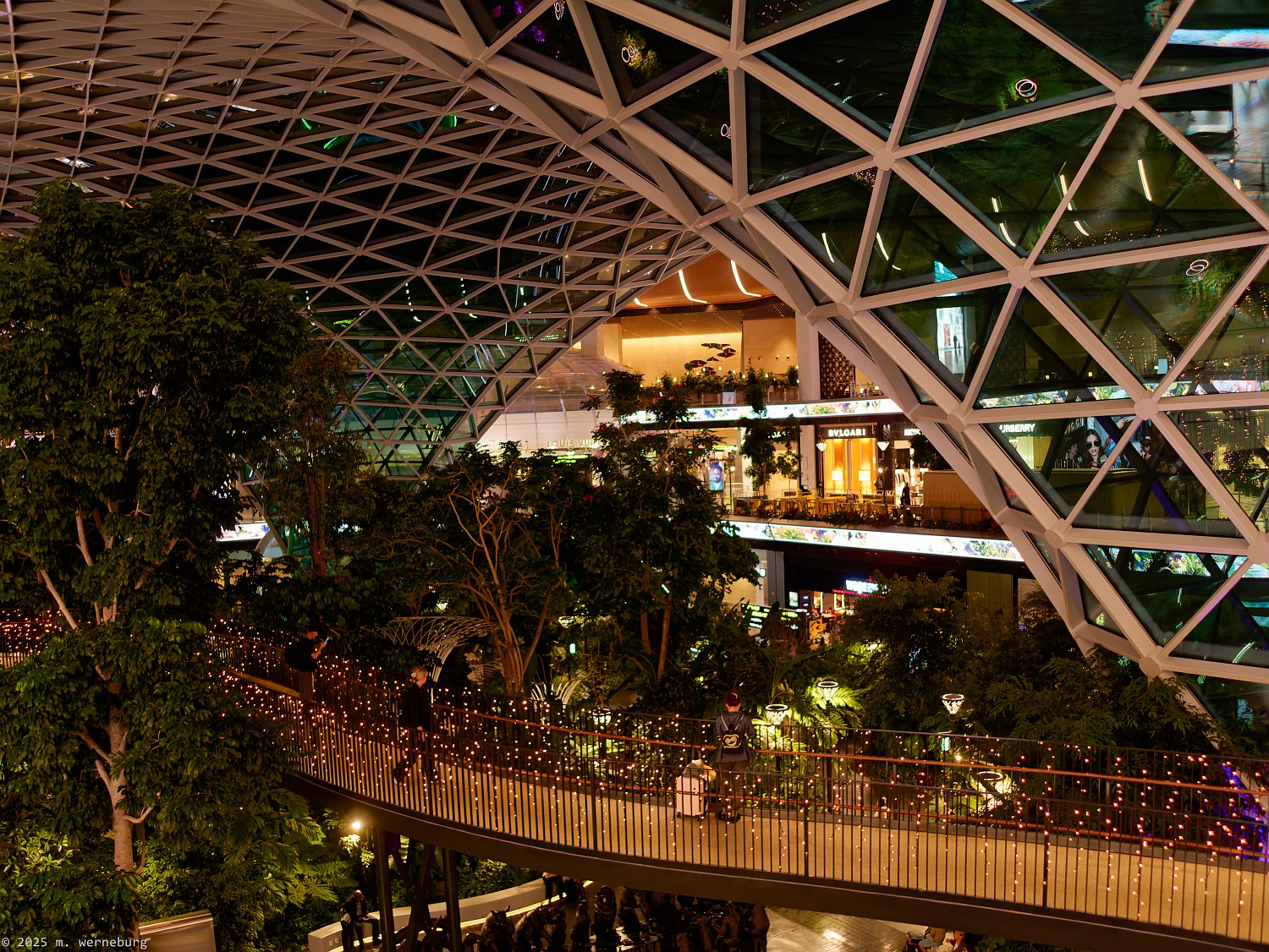 dubai airport at night
