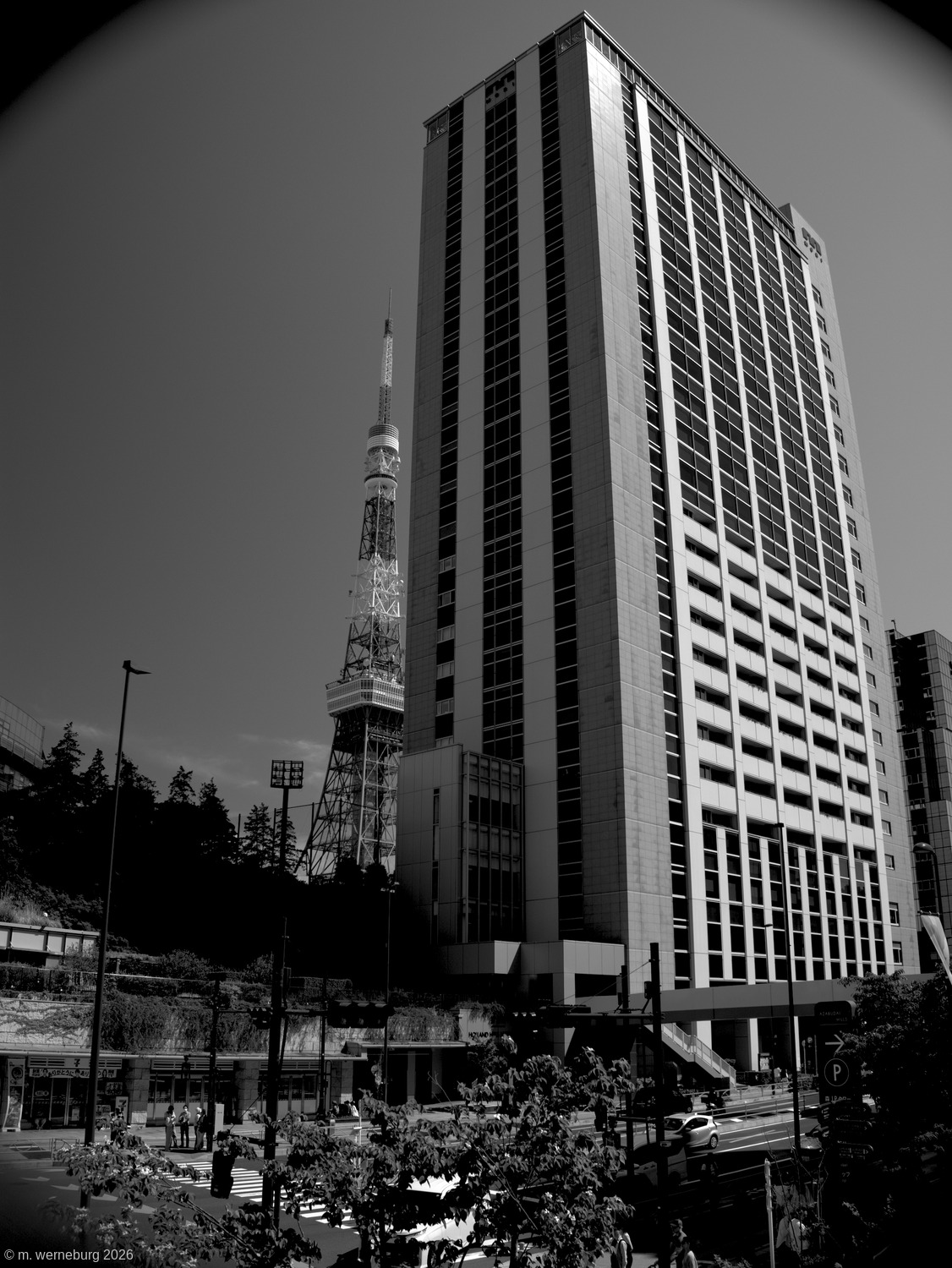 clean lines with distortion and vignetting